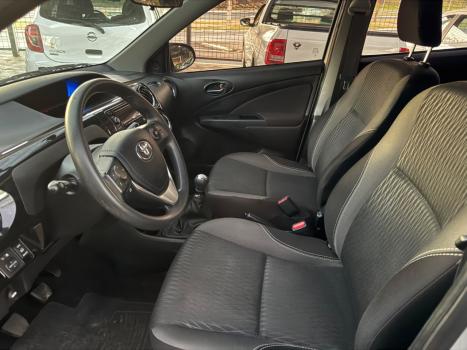 TOYOTA Etios Sedan 1.5 16V 4P FLEX XS, Foto 4