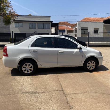 TOYOTA Etios Sedan 1.5 16V 4P FLEX XS, Foto 4