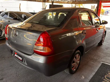 TOYOTA Etios Sedan 1.5 16V 4P FLEX XS, Foto 4