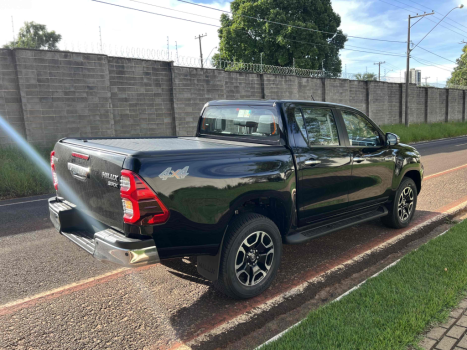 TOYOTA Hilux Caminhonete 2.8 16V SRX 4X4 DIESEL CABINE DUPLA AUTOMTICO, Foto 5