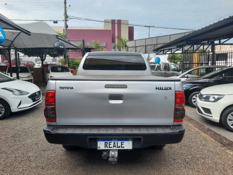 TOYOTA Hilux Caminhonete 3.0 4P SR 4X4 TURBO DIESEL CABINE DUPLA AUTOMTICO, Foto 8