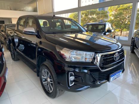 TOYOTA Hilux Caminhonete 2.7 16V 4P SRV FLEX CABINE DUPLA AUTOMTICO, Foto 3