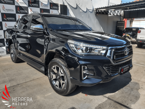 TOYOTA Hilux Caminhonete 2.8 16V SRX 50 ANOS 4X4 TURBO DIESEL CABINE DUPLA AUTOMTICO, Foto 7