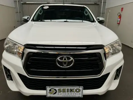 TOYOTA Hilux Caminhonete 2.7 16V 4P SRV FLEX CABINE DUPLA AUTOMTICO, Foto 2