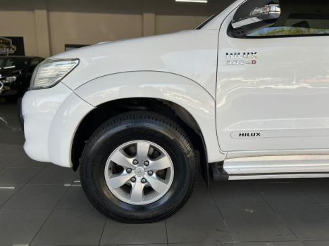 TOYOTA Hilux Caminhonete 3.0 4P SRV DIESEL CABINE DUPLA, Foto 9