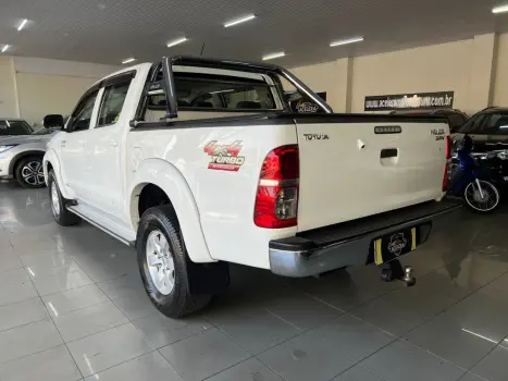 TOYOTA Hilux Caminhonete 3.0 4P SRV DIESEL CABINE DUPLA, Foto 10