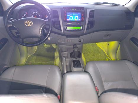 TOYOTA Hilux Caminhonete 3.0 4P SR 4X4 TURBO DIESEL CABINE DUPLA AUTOMTICO, Foto 7