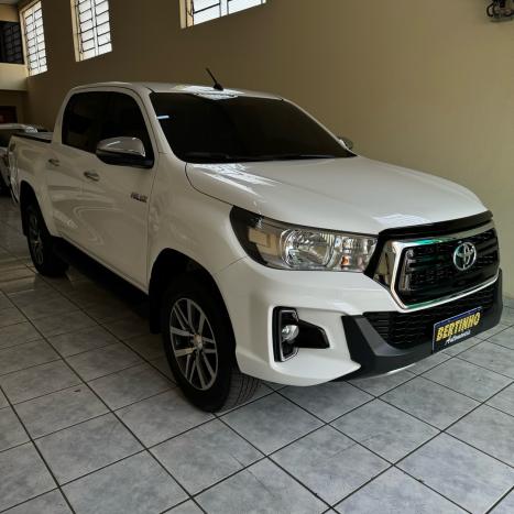 TOYOTA Hilux Caminhonete 2.8 16V SRV 4X4 DIESEL CABINE DUPLA AUTOMTICO, Foto 3