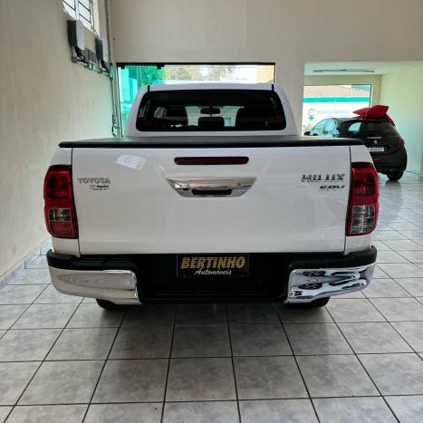 TOYOTA Hilux Caminhonete 2.8 16V SRV 4X4 DIESEL CABINE DUPLA AUTOMTICO, Foto 5