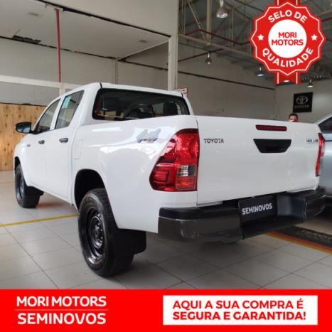 TOYOTA Hilux Caminhonete 2.8 4P 4X4 DIESEL CABINE DUPLA, Foto 4