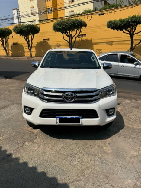 TOYOTA Hilux Caminhonete 2.8 16V SRX 4X4 DIESEL CABINE DUPLA AUTOMTICO, Foto 2