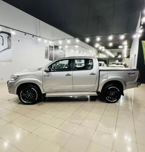 TOYOTA Hilux Caminhonete 3.0 16V 4P SRV TURBO DIESEL CABINE DUPLA, Foto 5