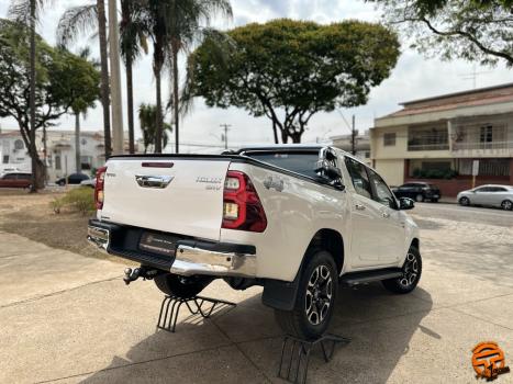 TOYOTA Hilux Caminhonete 2.7 16V 4P SRV FLEX 4X4  CABINE DUPLA AUTOMTICO, Foto 4