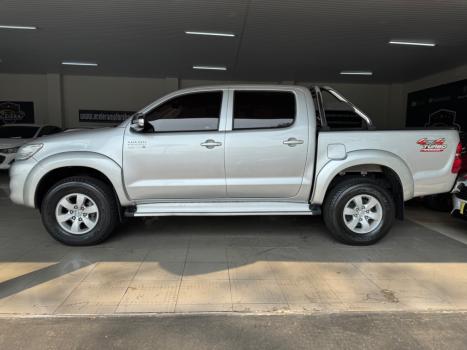 TOYOTA Hilux Caminhonete 3.0 4P 4X4 SRV TURBO DIESEL TOP CABINE DUPLA AUTOMTICO, Foto 12