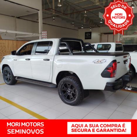 TOYOTA Hilux Caminhonete 2.8 16V SRX 4X4 TURBO DIESEL CABINE DUPLA AUTOMTICO, Foto 4