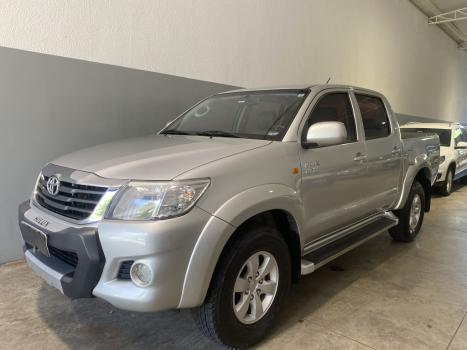 TOYOTA Hilux Caminhonete 2.7 16V 4P SR CABINE DUPLA AUTOMTICO, Foto 1