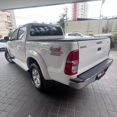 TOYOTA Hilux Caminhonete 3.0 4P SR 4X4 TURBO DIESEL CABINE DUPLA AUTOMTICO, Foto 6