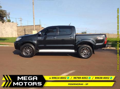 TOYOTA Hilux Caminhonete 3.0 16V 4P 4X4 SRV TURBO DIESEL CABINE DUPLA AUTOMTICO, Foto 4