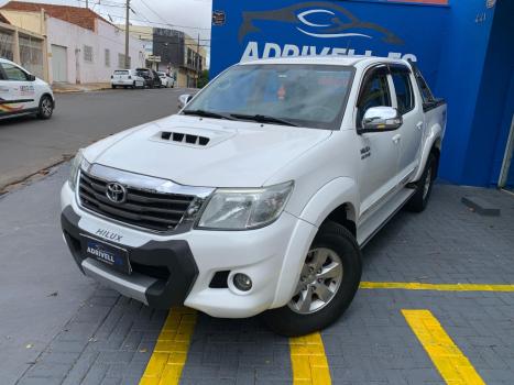 TOYOTA Hilux Caminhonete 3.0 16V 4P 4X4 SRV TURBO DIESEL CABINE DUPLA AUTOMTICO, Foto 1