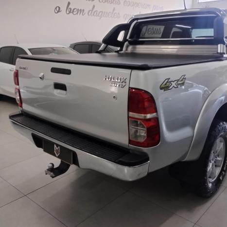 TOYOTA Hilux Caminhonete 2.7 16V 4P SRV FLEX 4X4  CABINE DUPLA AUTOMTICO, Foto 14