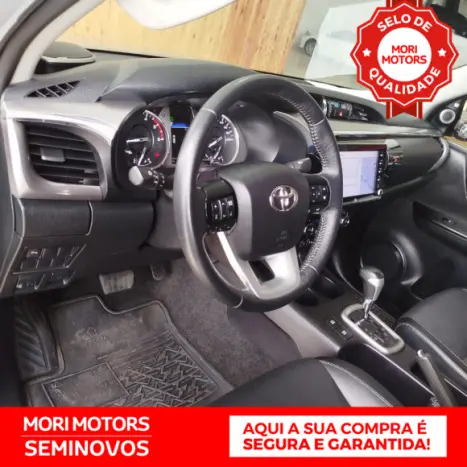 TOYOTA Hilux Caminhonete 2.8 16V SRX 4X4 TURBO DIESEL CABINE DUPLA AUTOMTICO, Foto 8