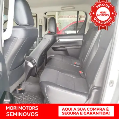 TOYOTA Hilux Caminhonete 2.8 16V SRX 4X4 TURBO DIESEL CABINE DUPLA AUTOMTICO, Foto 11