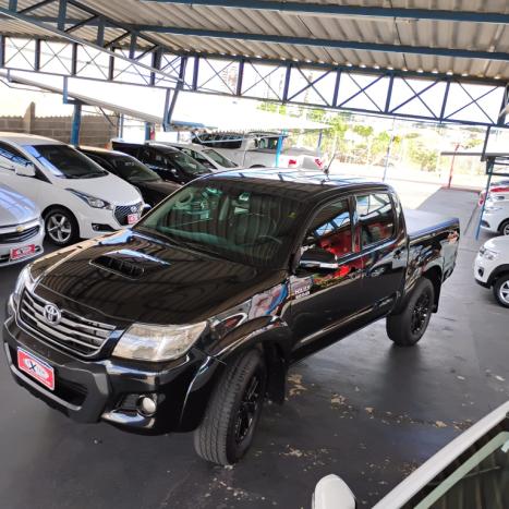 TOYOTA Hilux Caminhonete 3.0 4P 4X4 SRV TURBO DIESEL CABINE DUPLA AUTOMTICO, Foto 3