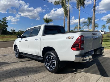 TOYOTA Hilux Caminhonete 2.8 16V SRX 4X4 TURBO DIESEL CABINE DUPLA AUTOMTICO, Foto 4