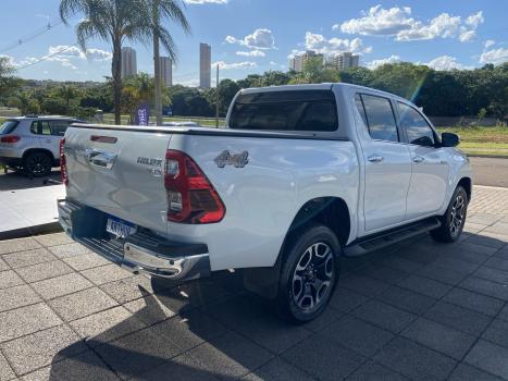 TOYOTA Hilux Caminhonete 2.8 16V SRX 4X4 TURBO DIESEL CABINE DUPLA AUTOMTICO, Foto 6