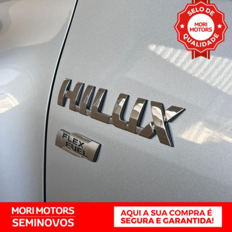 TOYOTA Hilux Caminhonete 2.7 16V 4P SR CABINE DUPLA AUTOMTICO, Foto 14