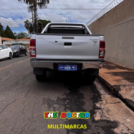 TOYOTA Hilux Caminhonete 3.0 4P 4X4 SRV TURBO DIESEL CABINE DUPLA LIMITED EDITION AUTOMTICO, Foto 4