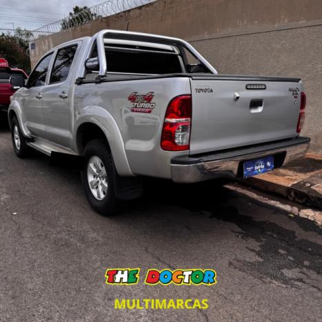 TOYOTA Hilux Caminhonete 3.0 4P 4X4 SRV TURBO DIESEL CABINE DUPLA LIMITED EDITION AUTOMTICO, Foto 5