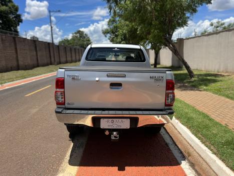 TOYOTA Hilux Caminhonete 3.0 4P 4X4 SRV TURBO DIESEL TOP CABINE DUPLA AUTOMTICO, Foto 4