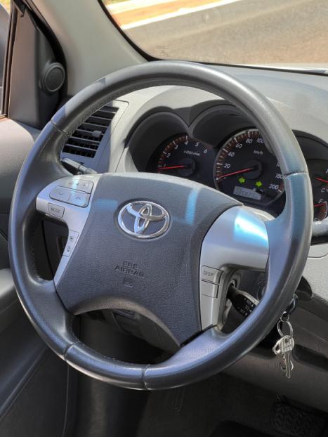 TOYOTA Hilux Caminhonete 3.0 4P 4X4 SRV TURBO DIESEL TOP CABINE DUPLA AUTOMTICO, Foto 9