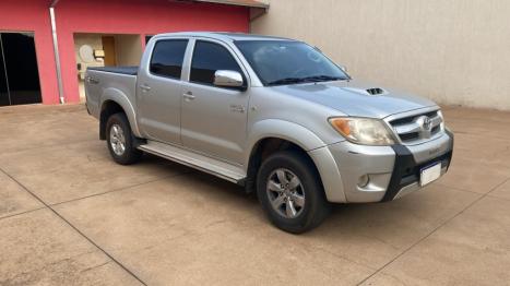 TOYOTA Hilux Caminhonete 3.0 4P 4X4 SRV TURBO DIESEL CABINE DUPLA, Foto 3