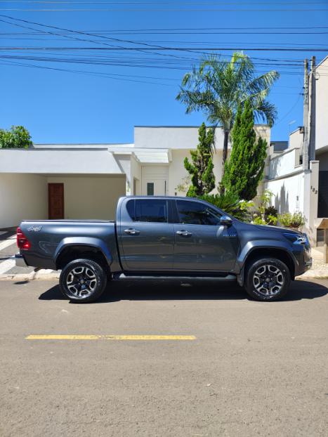 TOYOTA Hilux Caminhonete 2.8 16V SRX PLUS 4X4 TURBO DIESEL CABINE DUPLA AUTOMTICO, Foto 6