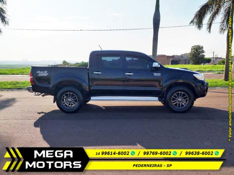 TOYOTA Hilux Caminhonete 3.0 4P 4X4 SRV TURBO DIESEL CABINE DUPLA AUTOMTICO, Foto 3