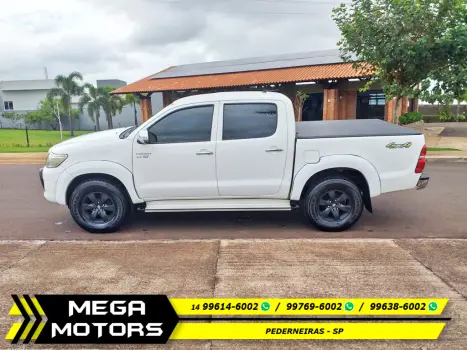 TOYOTA Hilux Caminhonete 2.7 16V 4P SRV FLEX 4X4  CABINE DUPLA AUTOMTICO, Foto 4