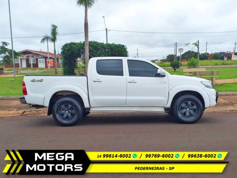 TOYOTA Hilux Caminhonete 2.7 16V 4P SRV FLEX 4X4  CABINE DUPLA AUTOMTICO, Foto 8