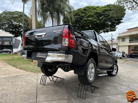 TOYOTA Hilux Caminhonete 2.8 16V SRV 4X4 DIESEL CABINE DUPLA AUTOMTICO, Foto 4