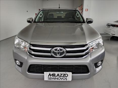 TOYOTA Hilux Caminhonete 2.7 16V 4P SRV FLEX 4X4  CABINE DUPLA AUTOMTICO, Foto 2