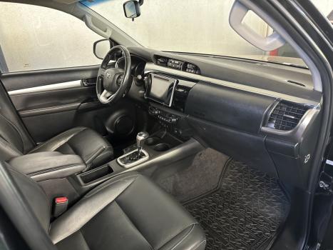 TOYOTA Hilux Caminhonete 2.8 16V SRX 4X4 TURBO DIESEL CABINE DUPLA AUTOMTICO, Foto 5