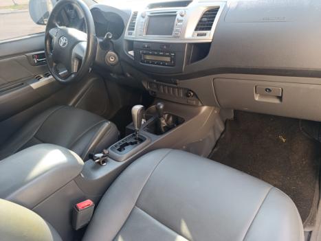 TOYOTA Hilux Caminhonete 3.0 16V 4P SRV TURBO DIESEL CABINE DUPLA, Foto 9