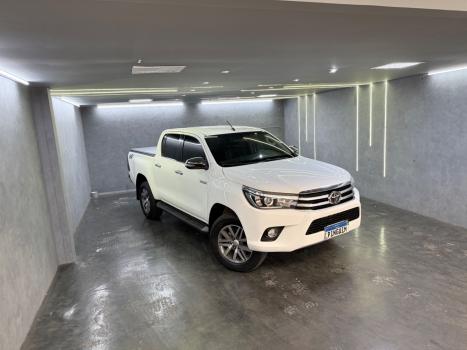 TOYOTA Hilux Caminhonete 2.8 16V SRX 4X4 TURBO DIESEL CABINE DUPLA AUTOMTICO, Foto 1