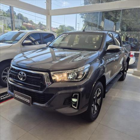 TOYOTA Hilux Caminhonete 2.8 16V SRX 4X4 DIESEL CABINE DUPLA AUTOMTICO, Foto 2