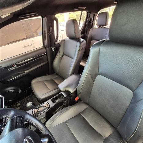TOYOTA Hilux Caminhonete 2.8 16V SRX 4X4 DIESEL CABINE DUPLA AUTOMTICO, Foto 16