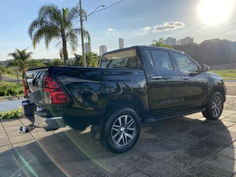 TOYOTA Hilux Caminhonete 2.7 16V 4P SRV FLEX CABINE DUPLA AUTOMTICO, Foto 7