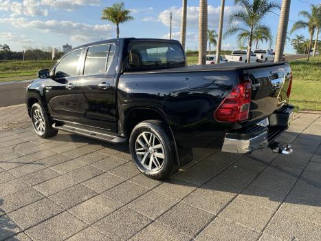 TOYOTA Hilux Caminhonete 2.7 16V 4P SRV FLEX CABINE DUPLA AUTOMTICO, Foto 8