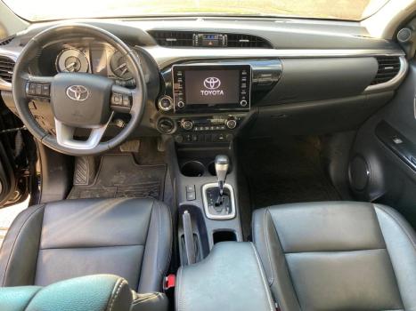 TOYOTA Hilux Caminhonete 2.8 16V SRV 4X4 DIESEL CABINE DUPLA AUTOMTICO, Foto 14