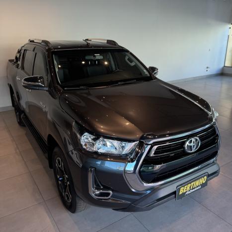 TOYOTA Hilux Caminhonete 2.7 16V 4P SRV FLEX CABINE DUPLA AUTOMTICO, Foto 4
